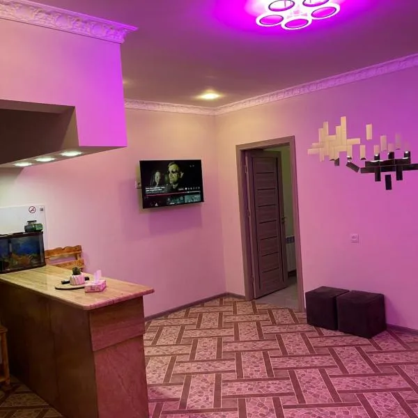 Ners House, hotel i Garni