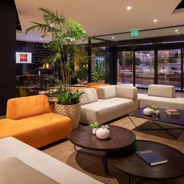 ibis Santa Cruz de la Sierra، فندق في سانتا كروز دي لا سيرا