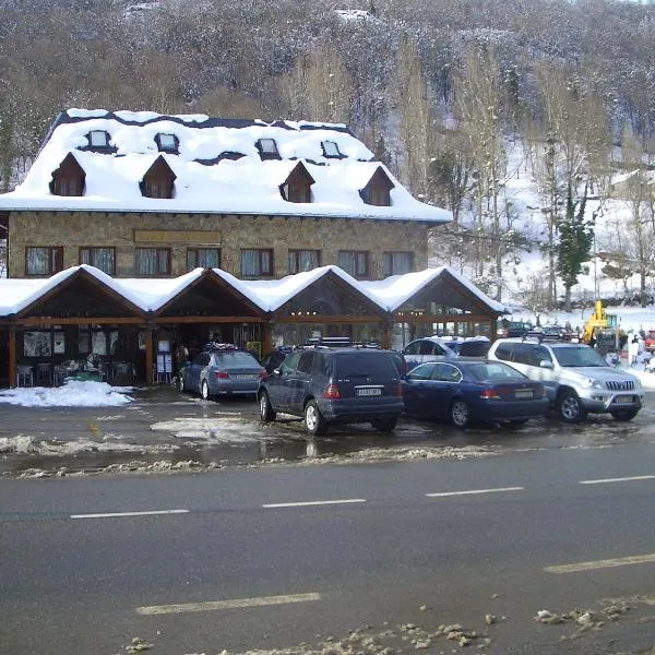 Ostau dera nheu, Hotel in Les