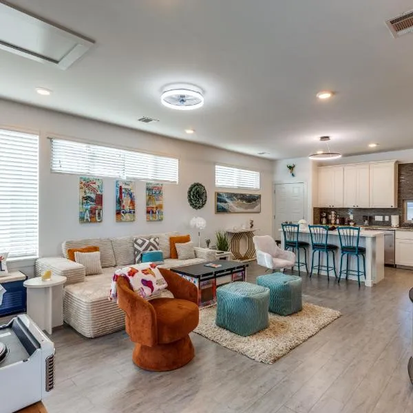 The Q - Austin Family Home - Hot Tub & Golf Sim