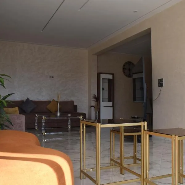 Bloemenhuis 2 - Centre-ville Fez, hotel in Fès