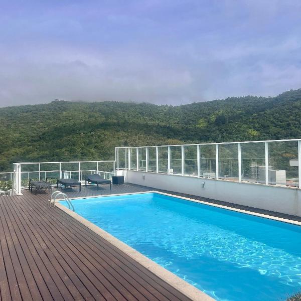 Piscina vista mar! Apto na praia de Palmas - AE02J