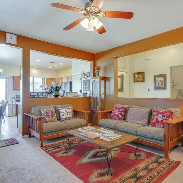 Sahuarita Retreat with Grill about 24 Mi to Tucson!, Hotel in Green Valley