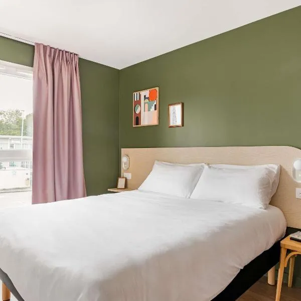 greet Hôtel Prévessin Genève Aéroport, hotel in Prévessin