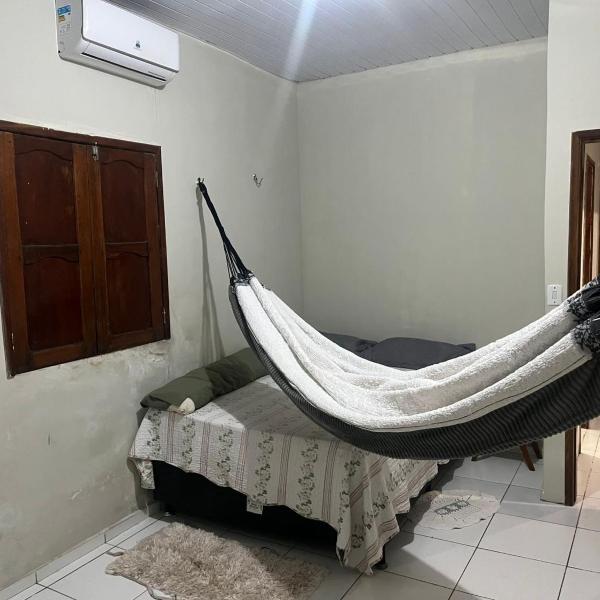Casa grande Com 2 quartos e 2 suítes - Foto 2