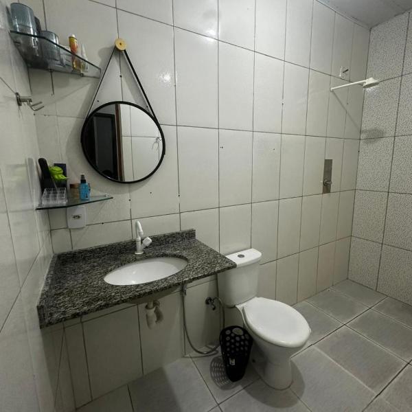 Casa grande Com 2 quartos e 2 suítes - Foto 5