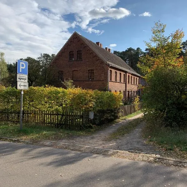 Ferienwohnung am Roten Schloss, hotel in Glashütte