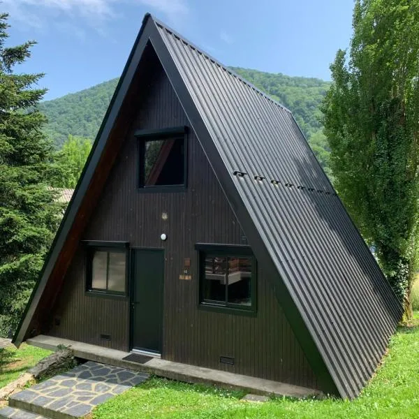Chalet AbA, proche Luchon, hotel in Cierp