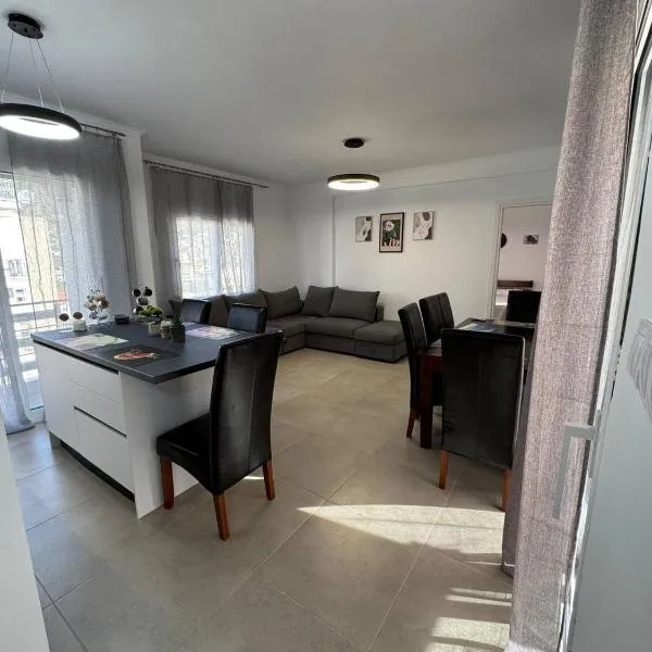 Panorama Apartment, hotel di Kavala