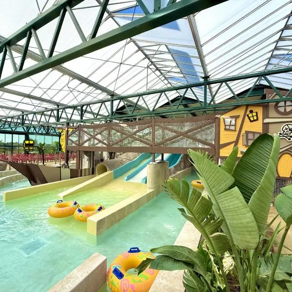 Camping Le Parc de Paris, hotel in Villevaudé