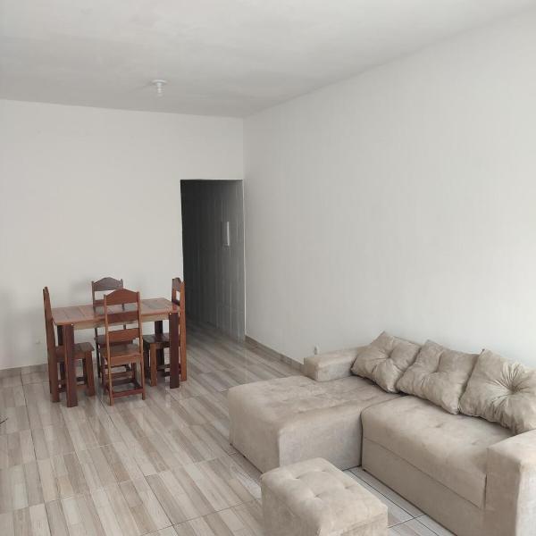 Casa inteira na Almirante Barroso