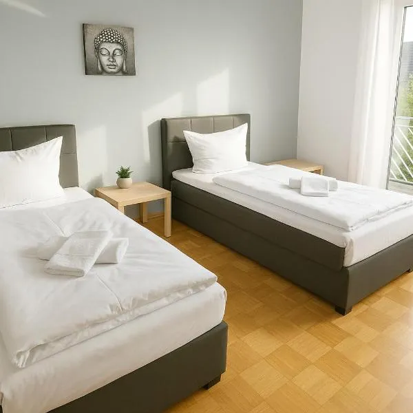 SUNNYHOME Monteurwohnungen und Apartments in Bodenwöhr, hotel in Bodenwöhr