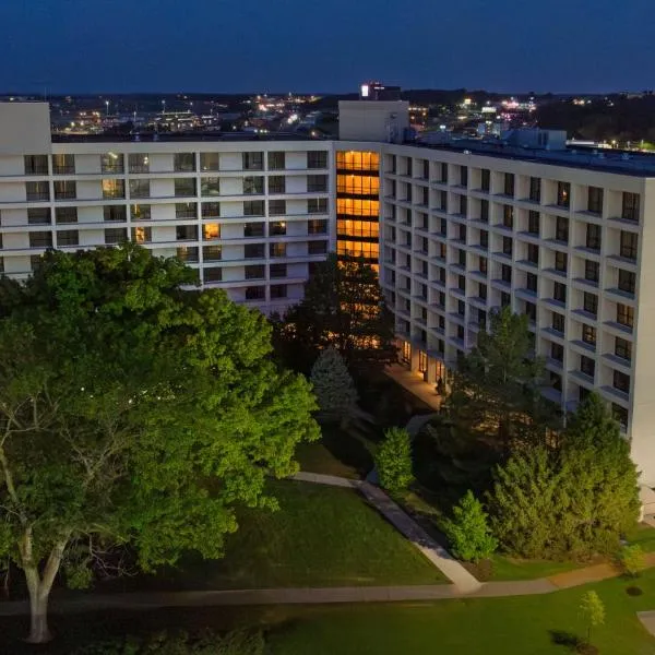 Hilton St. Louis Airport, отель в городе Woodson Terrace