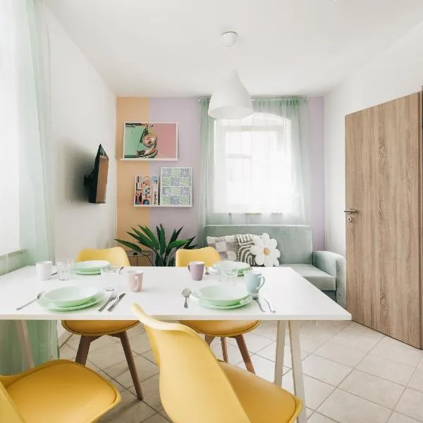 Creekside Colors - Playful Apartment, готель у місті Лебау