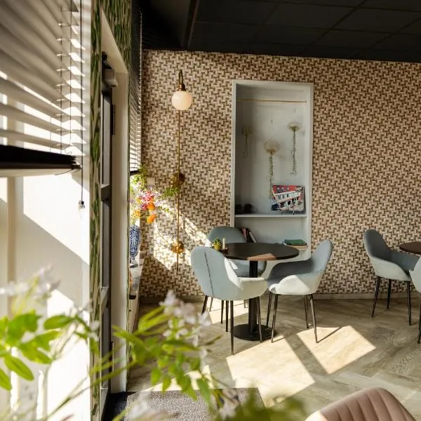 Boutique Hotel Charley's, готель у місті Весткапелле