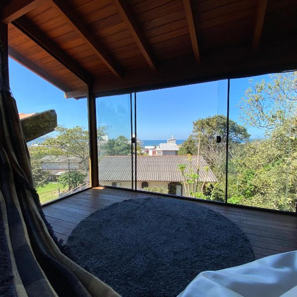 Casa Mar Alto, casa compartilhada com vibe de hostel a poucos passos da Praia Morro das Pedras em Florianópolis - Foto 2