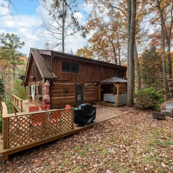 Outdoors Sleeps7 Family Getaway Fun Arcade Villa, hotel v destinácii Rockbridge