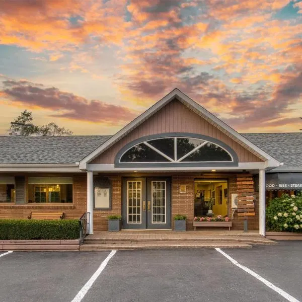 Dannys Suites, SureStay Collection by Best Western, hotel in Beresford