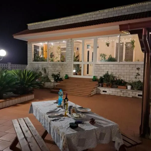Villa Daisy Conversano-Polignano a Mare, hotel v destinaci Conversano