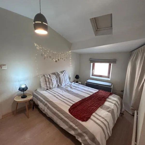 Terre lyonnaise à l Arbresle, hotel in Éveux