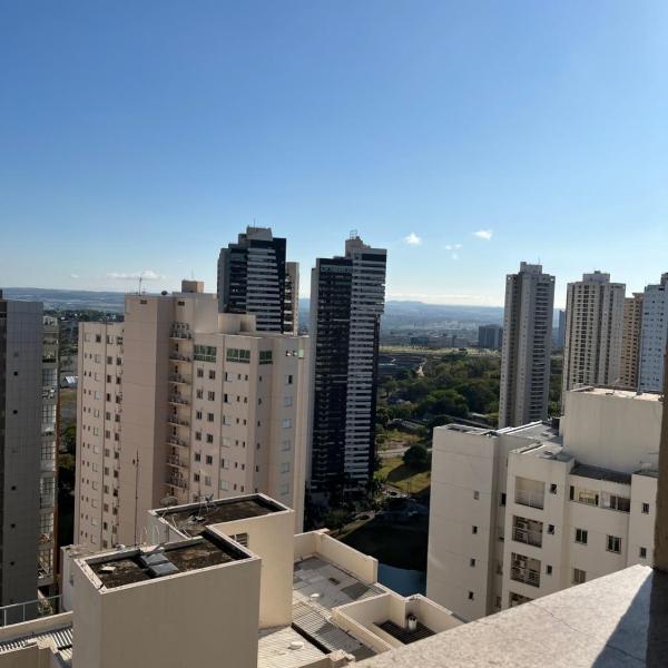 Brookfield Towers 2912A