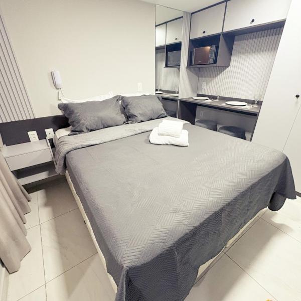 Paradise Flat 104