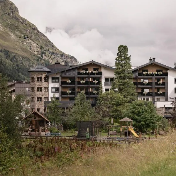 Verwöhnhotel Wildspitze, hotel en Sankt Leonhard im Pitztal