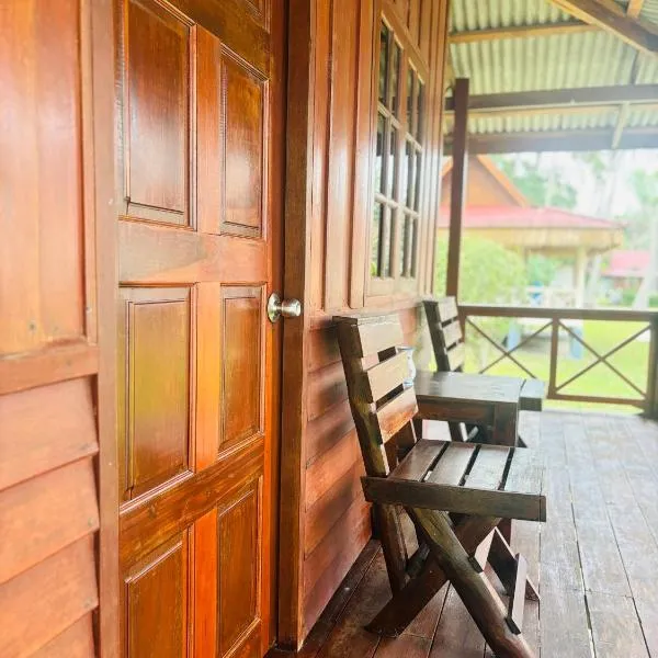 Wattana Resort, hotel u gradu Mae Had