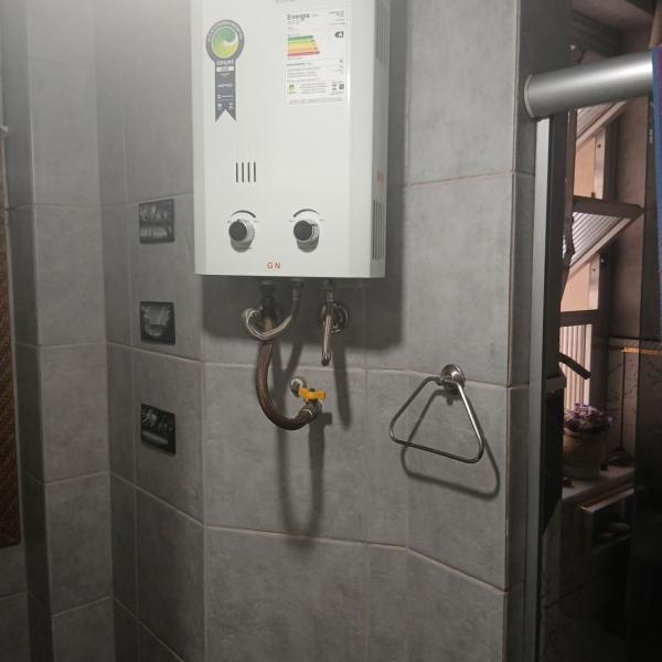 Quarto e sala completo no centro, totalmente privativo, metrô perto - Foto 3