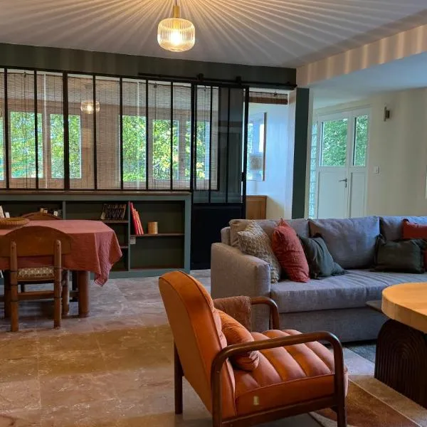 La Molle du Lac, хотел в Bourdeau