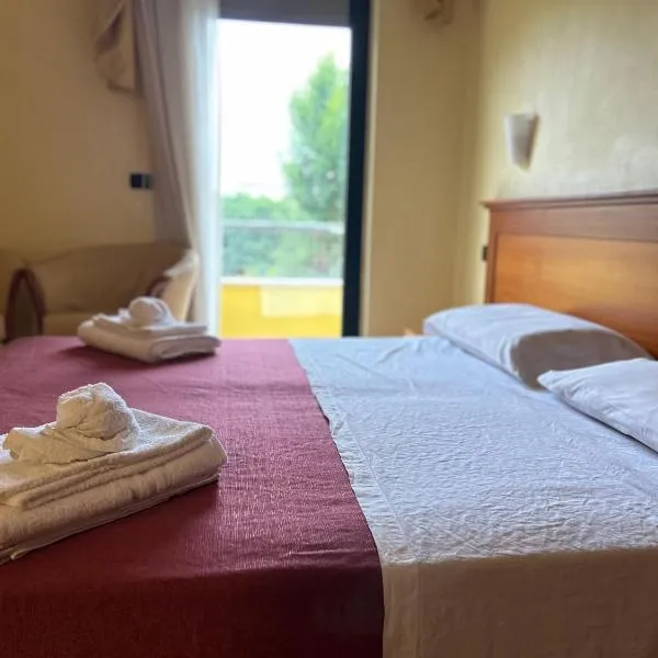 Costa Doro - Ristorante Hotel、サルヴェのホテル