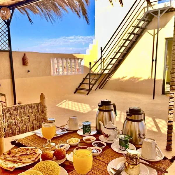 Riad Dar Sahara - Panoramic Rooftop, hotel in Nkob