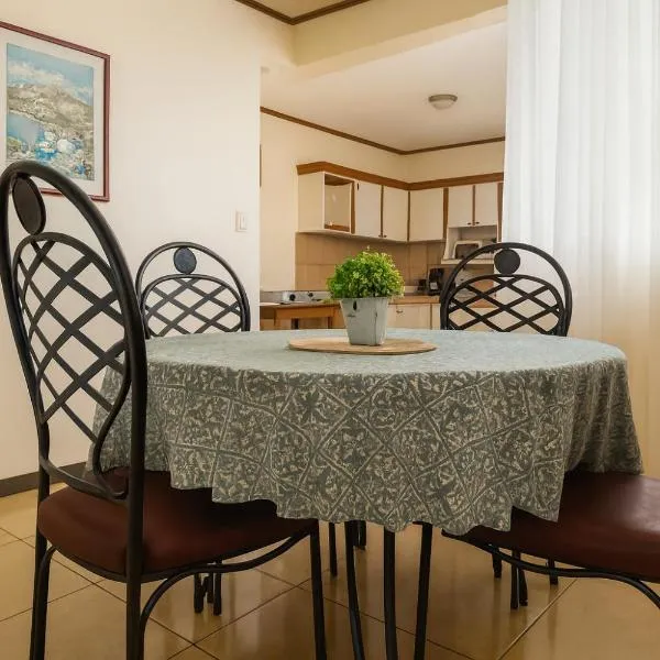 Casa Cafetal Aeropuerto, hotel v destinaci Alajuela