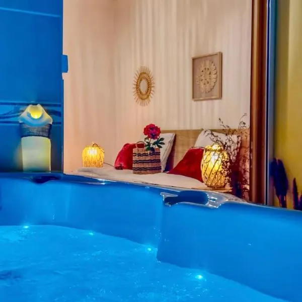 Grande maison romantique avec jacuzzi intérieur & parking, à 1h30 de Paris, hotel in Montbouy
