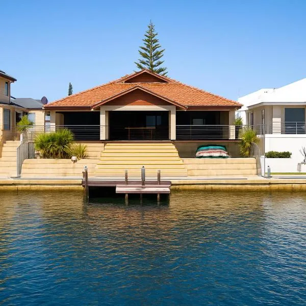 Wannanup에 위치한 호텔 Panda Living waterfront paradise