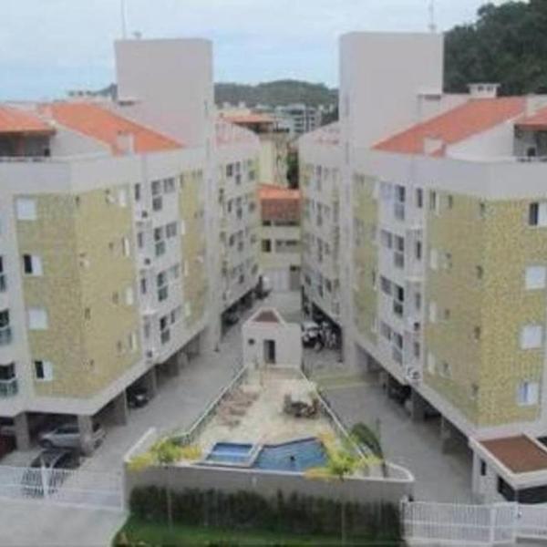 Apartamento até 8 pessoas - Cond Monte Carlo - Praia Grande - Ubatuba - 150m da praia