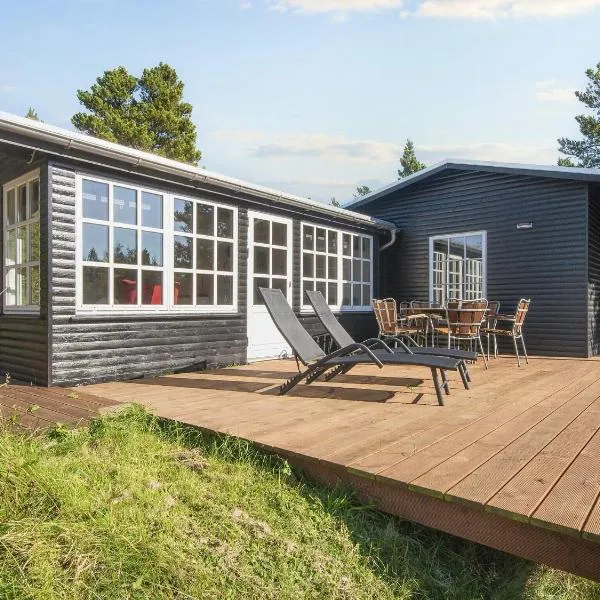 8 person holiday home in Rømø，孔斯马克的飯店