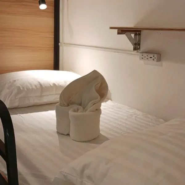 Mimosa Backpackers Hostel, hotel in Nongkhiaw
