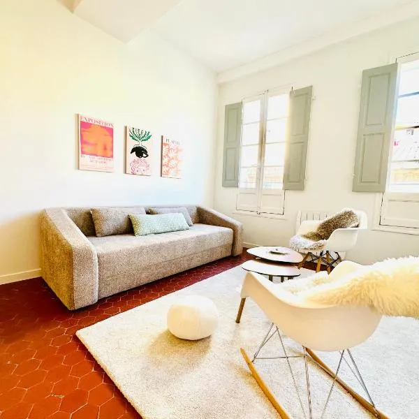 Design and Provençal Elegance Suite in Aix, hotel in Aix-en-Provence