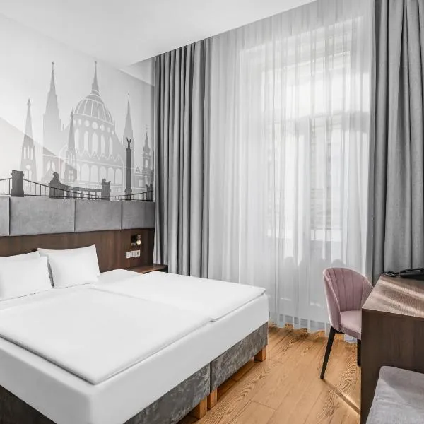 12 Revay Hotel, hotel in Budapest