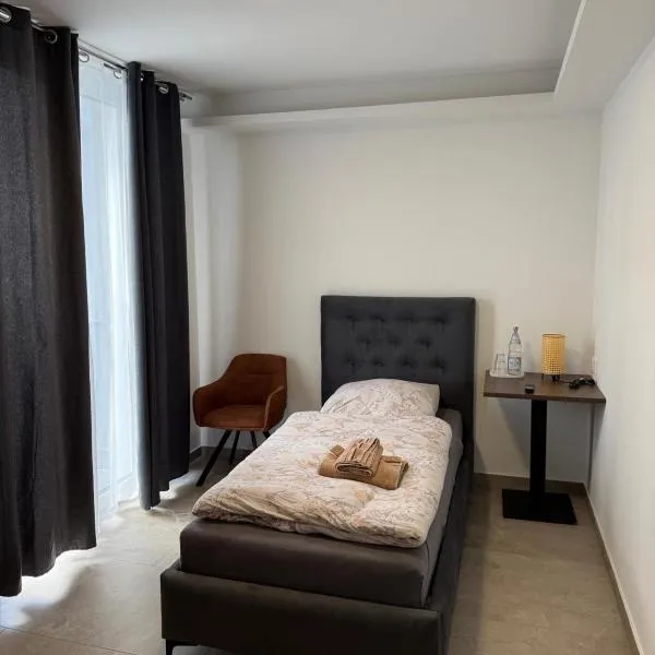 Hotel Akropolis, hotel di Herford