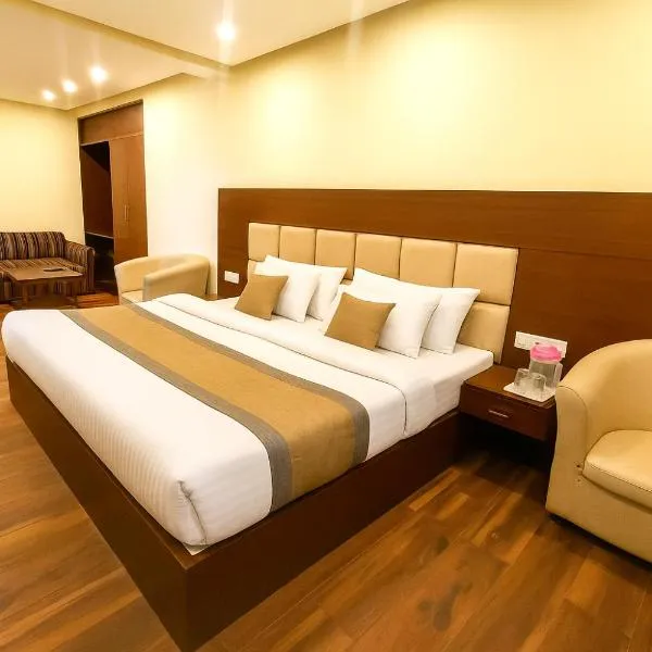 Hotel Samrat - On Mall Road, hotel en Mussoorie