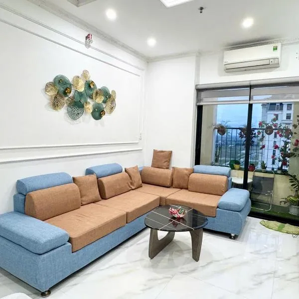 Happiest Homestay 1 - Manor Crown Hue، فندق في هوى