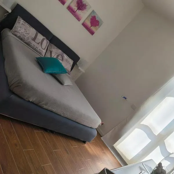 Girasole Casa Vacanza, hotel in Stradella