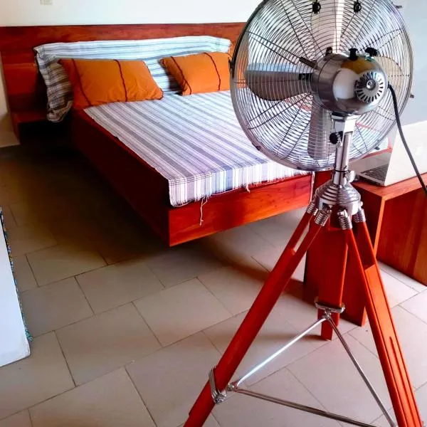 ESPACE COLIBRI, hotel in Palmarin
