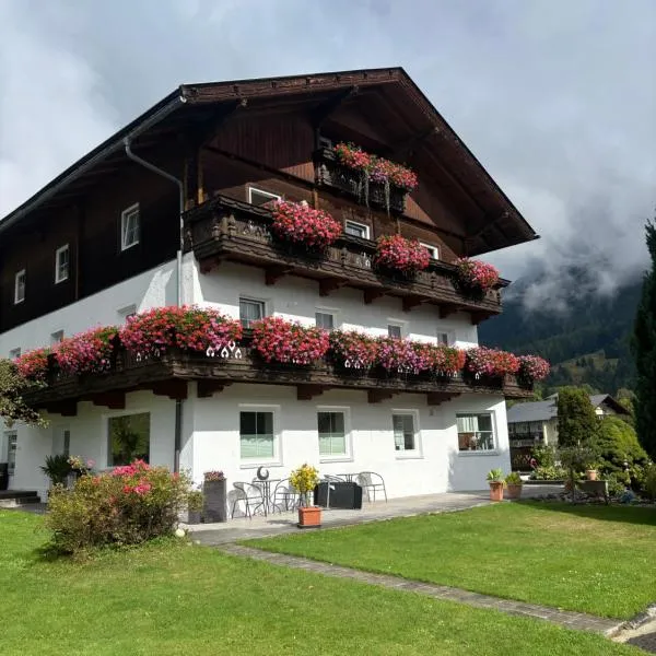 Frühstückspension Alpenrose Bed & Breakfast, hotel in Iselsberg