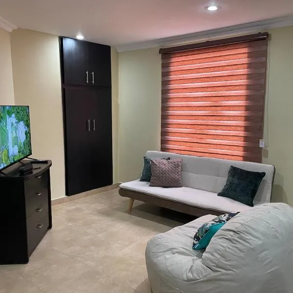 Cómoda Suite en Hotel Residencial CCP Tipuro, hotel u gradu Maturín