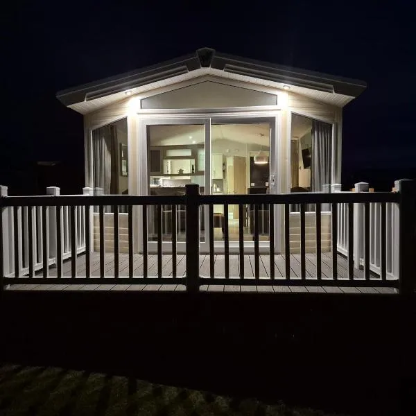 Harries Superior Lodge Ocean, hotel en New Quay