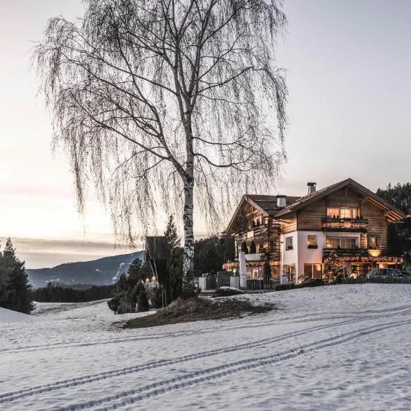 Alpine Boutique Villa Gabriela - Adults Only, Hotel in Kastelruth