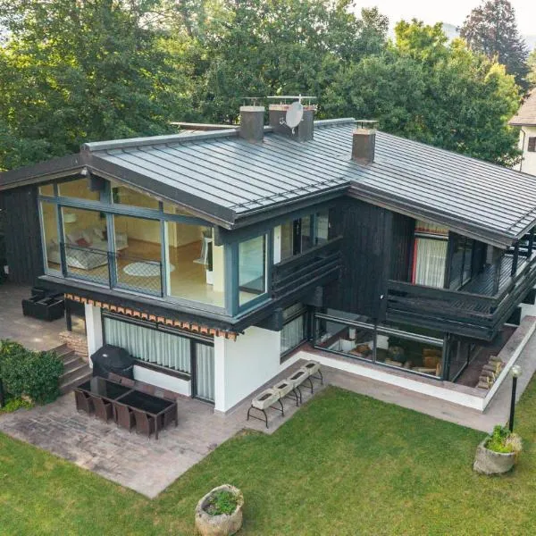 Villa Traunstein by Landluft, Hotel in Traunkirchen